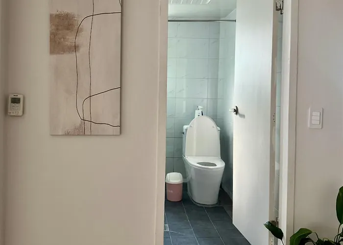 Hongdae Entire 3bed 5min To Subway & River 度假居 *