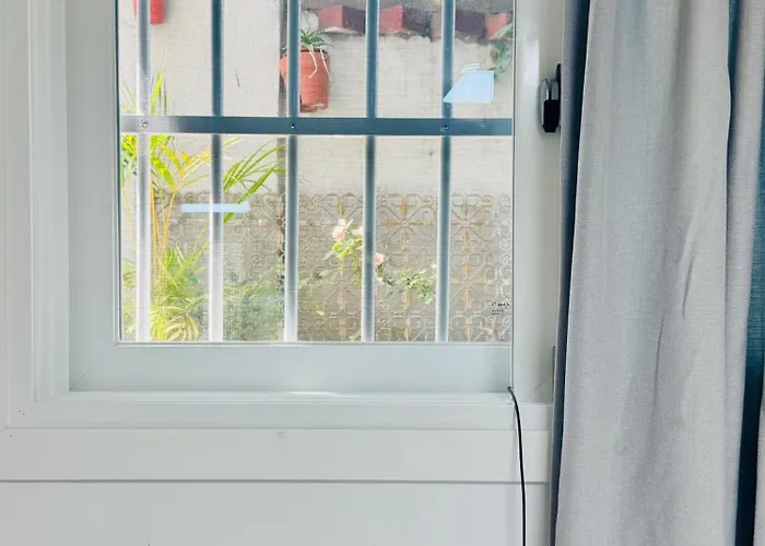 Hongdae Homes - 5min To Subway & River *