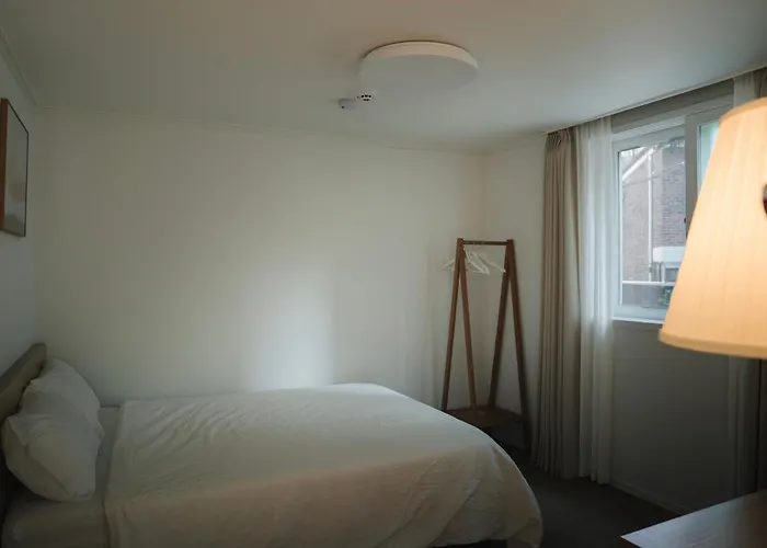Hongdae Homes - 5min To Subway & River *