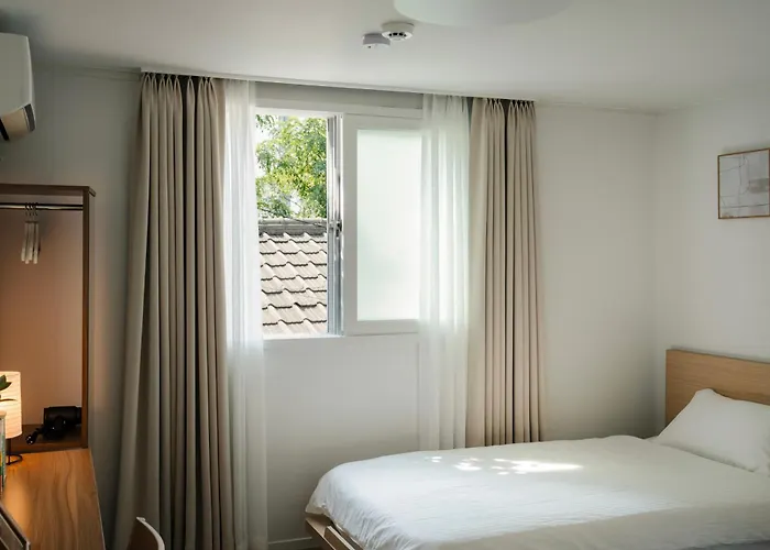 Hongdae Homes - 5min To Subway & River *