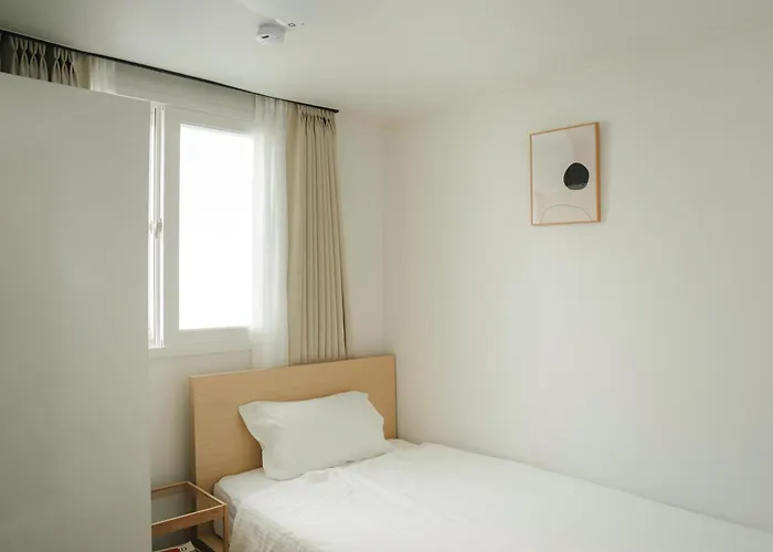 Hongdae Homes - 5min To Subway & River