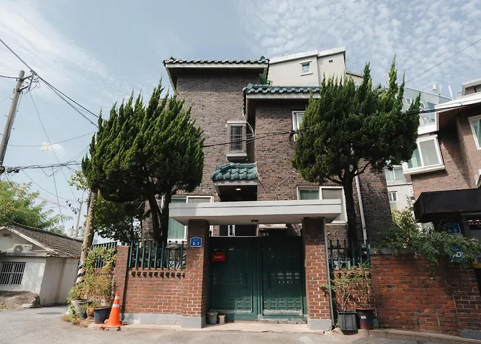 Hongdae Homes - 5min To Subway & River