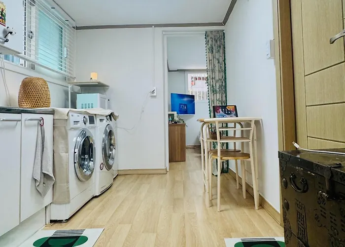Hongdae Homes - 5min To Subway & River